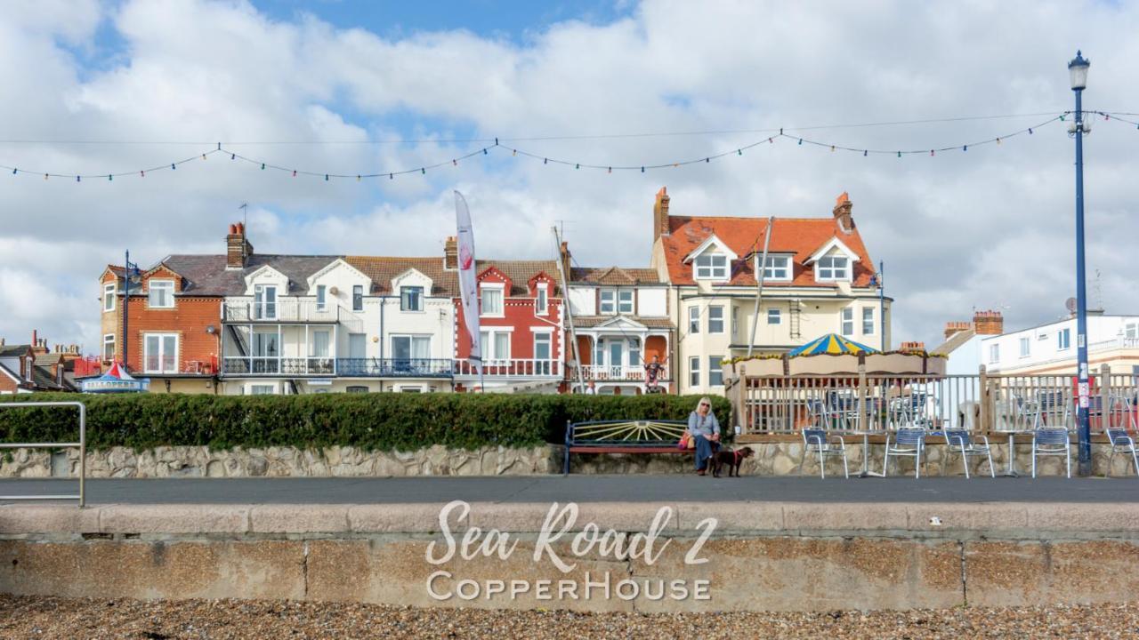 Beautiful Apartments On The Sea Front - Sea Road 2 Felixstowe Exterior foto